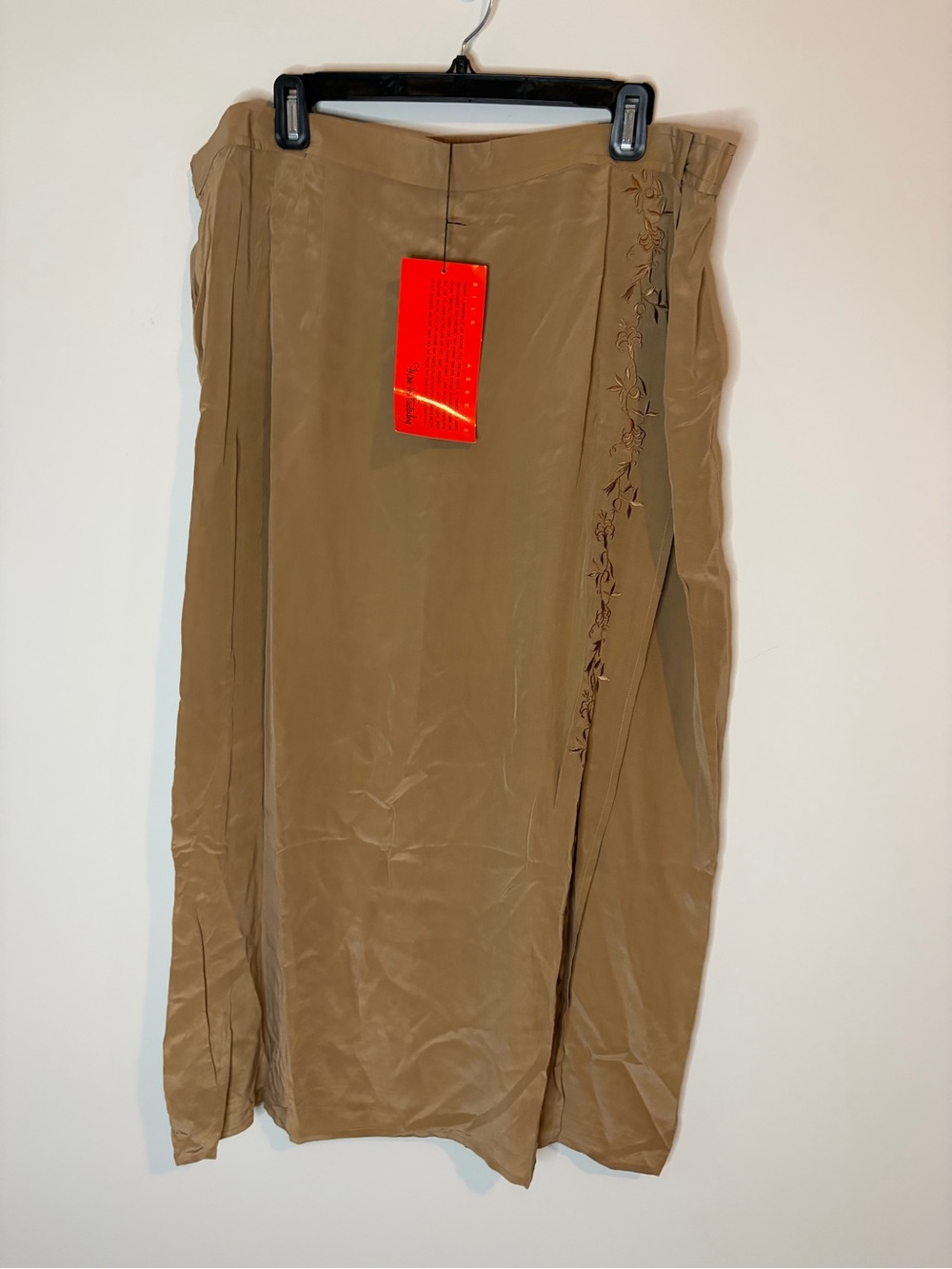NWT Vintage 1980s Diane Von Furstenberg Tan Embroidered Silk Wrap Midi Skirt